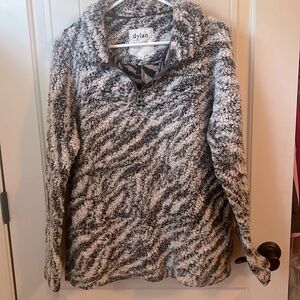 Dylan true grit pullover